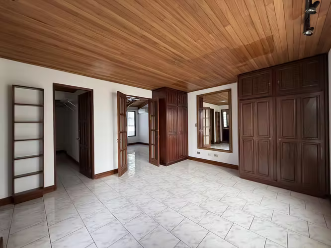 CASA ESQUINERA CON USO DE SUELO MIXTO EN ROHRMOSER! P622 - Imagen 19