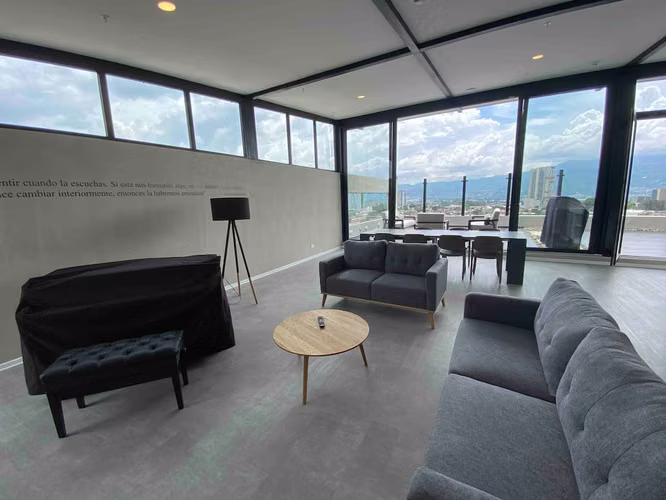 Venta apartamento en Barrio Escalante. Ideal para vivir o invertir en zona de alta plusvalía.