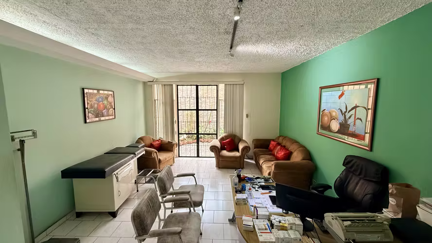 Venta de Propiedad San Pedro Barrio La Granja - Imagen 8