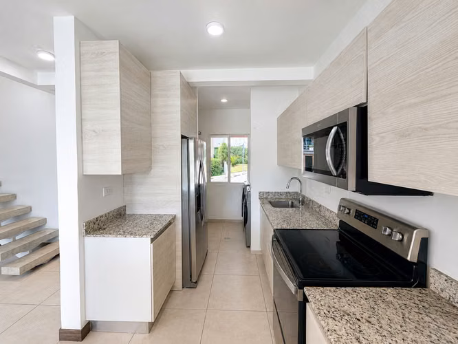 ALQUILER DE CASA EN CONDOMINIO CAOBA, CIUDAD COLÓN - Imagen 18