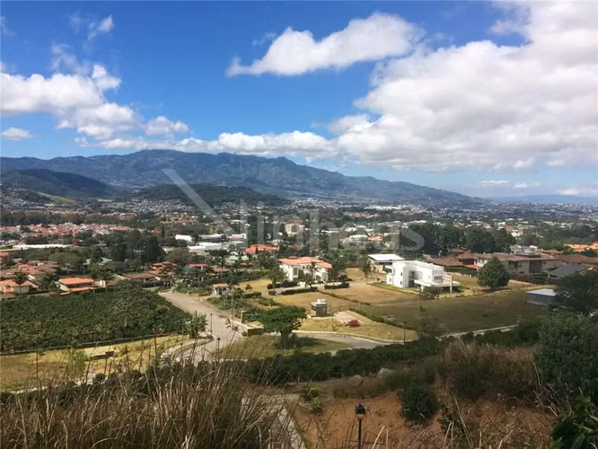id # 41973 Venta de Lote en Condominio Colinas de Montealegre