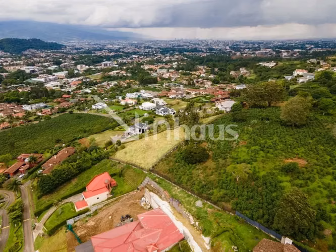id # 41972 Venta de Lote en Condominio Colinas de Montealegre - Imagen 9