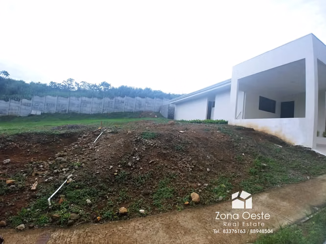 OPORTUNIDAD! VENTA LOTE CONDOMINIO 5 MINUTOS DEL AEROPUERTO, ALAJUELA - Imagen 9