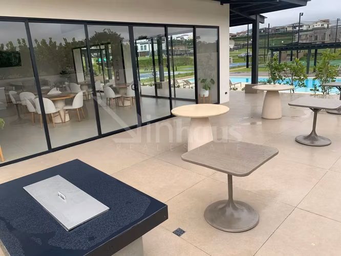 id # 42724  Lote en Venta en Avenida del Este - Imagen 4