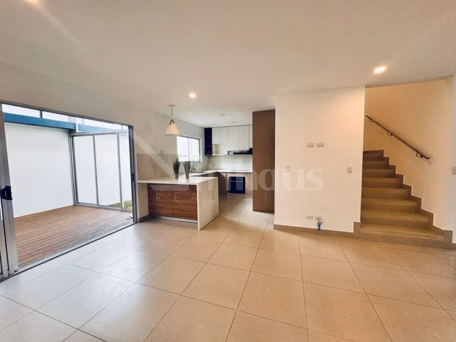 id 41669 Hermosa casa a la venta Condominio Distrito San Juan - Imagen 2