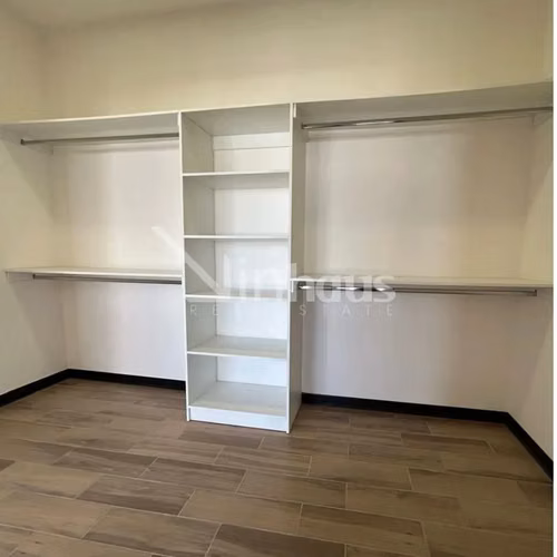 id # 42650 Venta de Casa en Distrito San Juan - Imagen 9