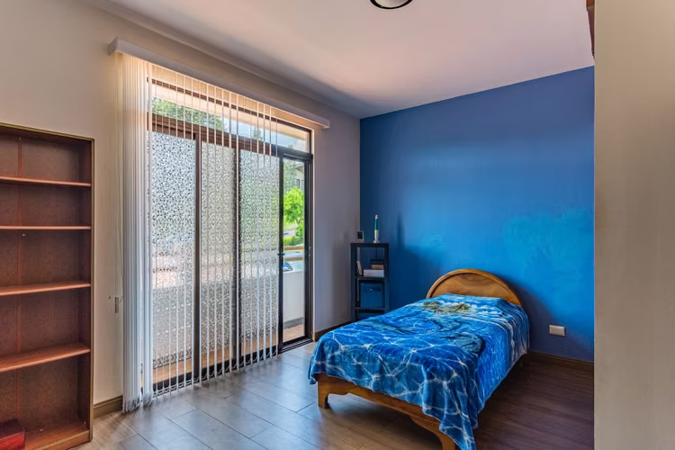 Venta de Casa de 4 Habitaciones en La Guácima, Alajuela - Imagen 12