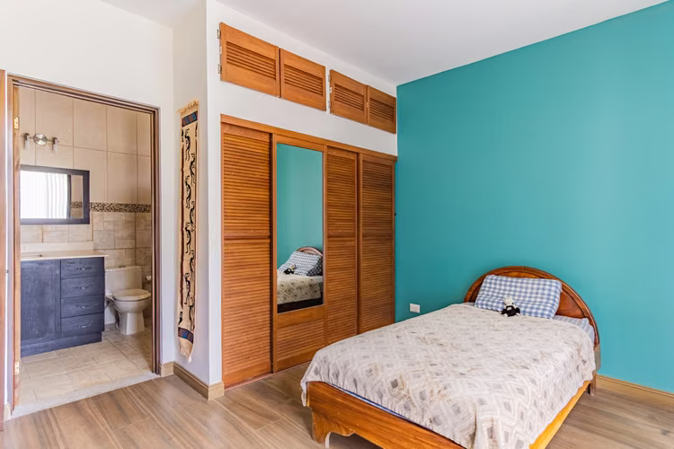 Venta de Casa de 4 Habitaciones en La Guácima, Alajuela - Imagen 11