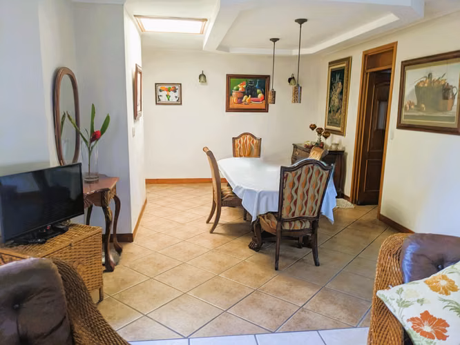 Furnished house for rent in Altos del Horizonte Residential Community