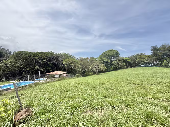 Lote en condominio con piscina  HG - Imagen 7