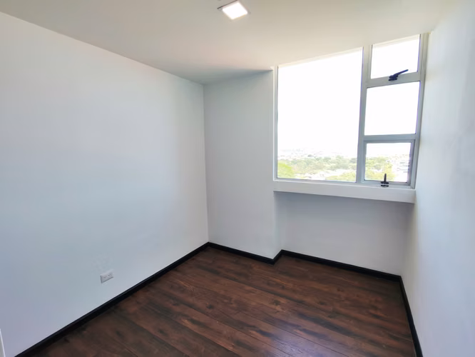 Se alquila apartamento de 3 habitaciones en Sabana Sur. - Imagen 13