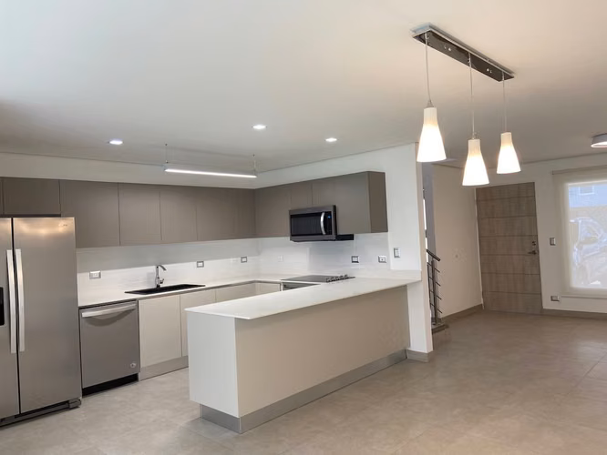 VENTA Y ALQUILER DE CASA EN SOURCE LIVING CON LÍNEA BLANCA - Imagen 2