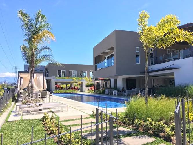 VENTA Y ALQUILER DE CASA EN SOURCE LIVING CON LÍNEA BLANCA - Imagen 16