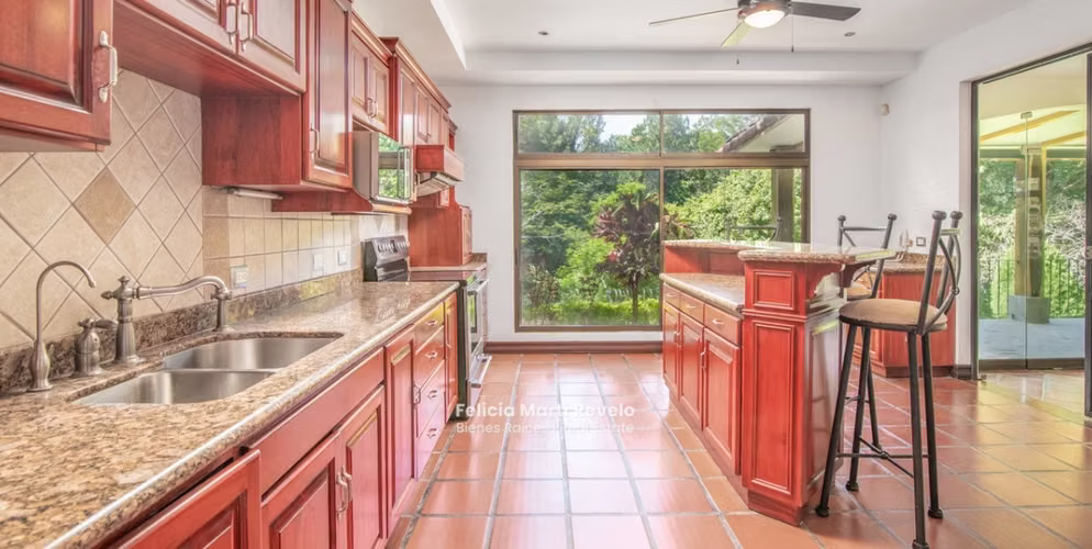 Casa de Lujo en Guachipelín de Escazú - Imagen 7