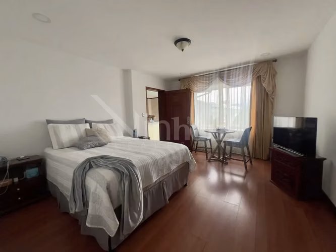 id 37823 Venta de Casa en Altamonte - Imagen 6