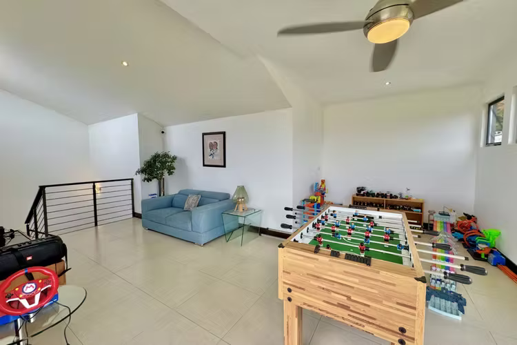 Se Vende Casa de 3 niveles en Escazú, Condominio Vistas de Escazú - Imagen 15