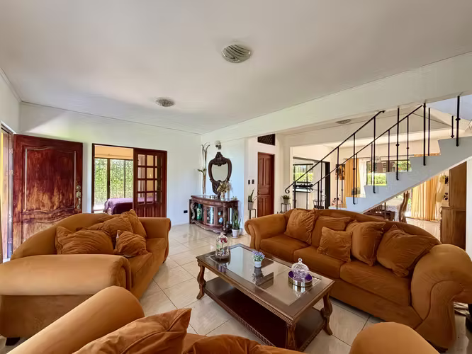 Casa en venta San José de la Montaña, Barva, Heredia
