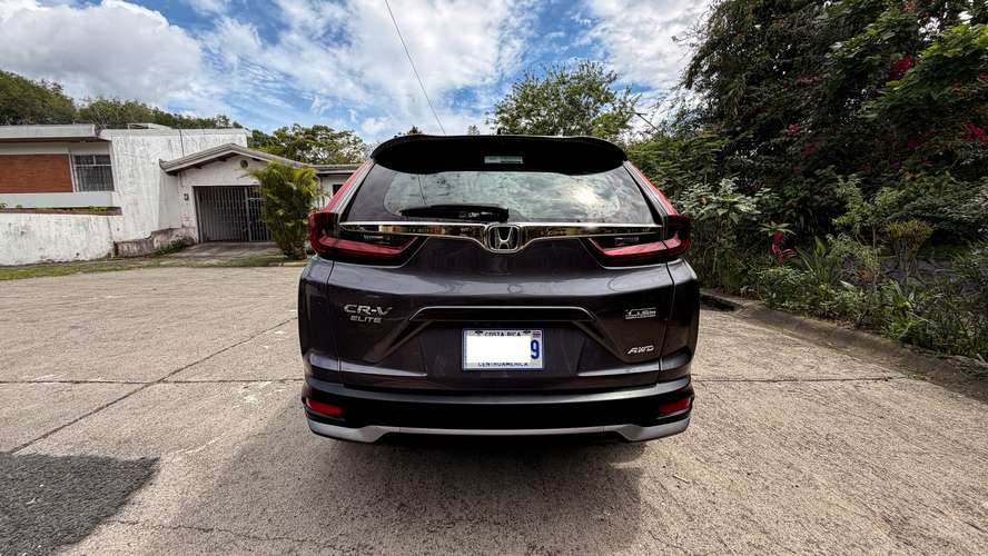 Propietario vende Honda CRV EXLR 2020