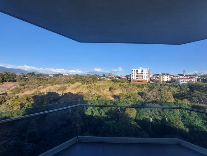 Alquiler de apartamento en Sabana Rohrmoser - Imagen 8