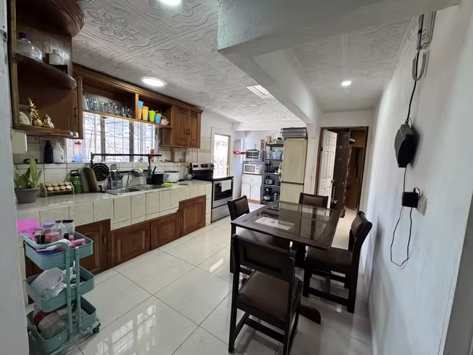 Venta Casa+Apartamento. San Rafael de Oreamuno, Cartago. VCJ163