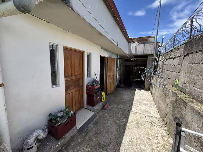 Venta Casa+Apartamento. San Rafael de Oreamuno, Cartago. VCJ163