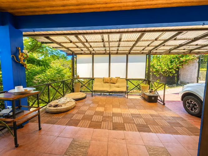 Venta de propiedad con dos Casas Condominio Mallorquina, Esparza - Imagen 3