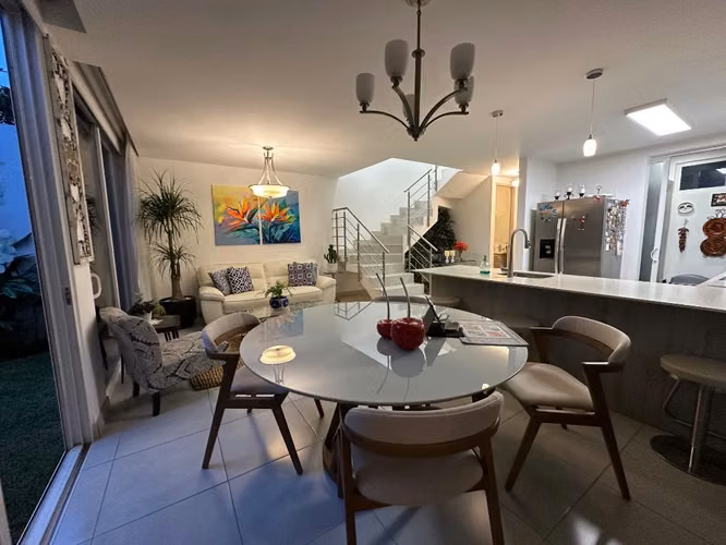 ALQUILER DE HERMOSA CASA FULL AMOBLADA EN CONDOMINIO EN BELEN - Imagen 2