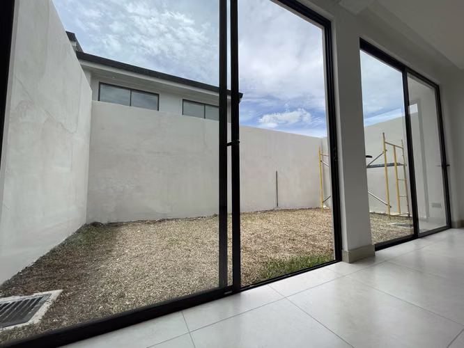 Lindora Village Casa Nueva · Santa Ana, San José · 3 hab · 185 m² - Imagen 4