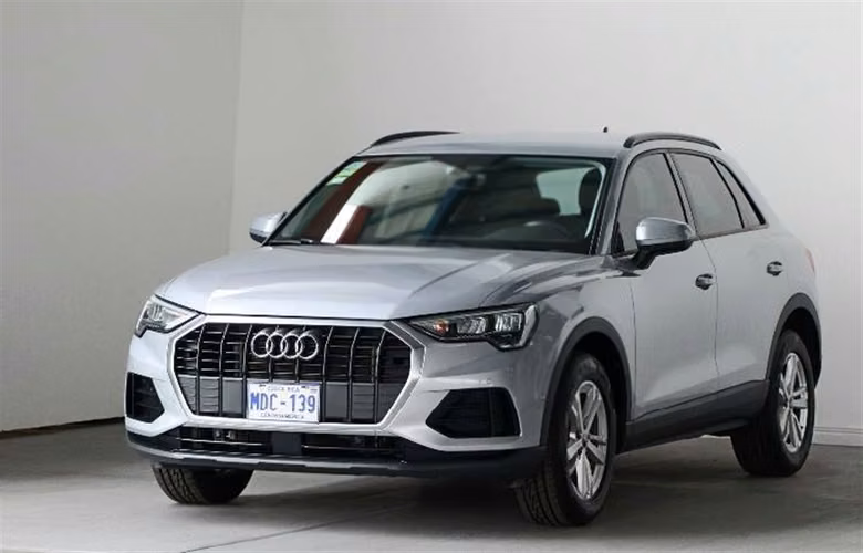 AUDI Q3 2023 AUTOMÁTICA GASOLINA PLATEADO