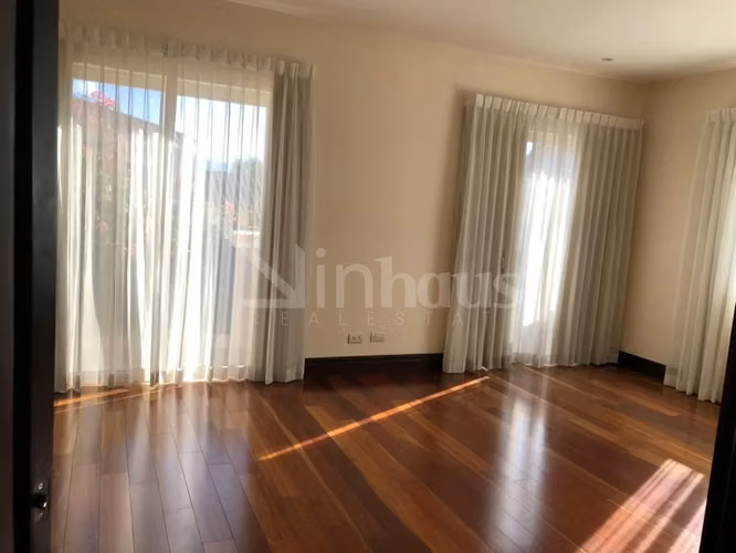 id 39193 Venta de casa en condominio pequeño en Lomas de Curridabat - Imagen 4