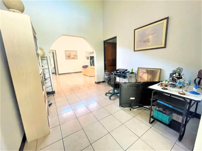 id 39884 Venta de casa en Lomas de Ayarco Sur, Curridabat - Imagen 9