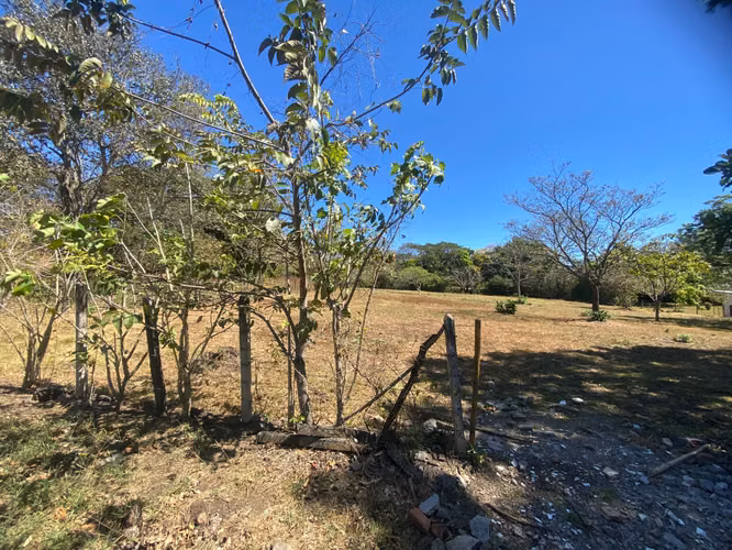 TERRENO USO DE SUELO PARA APARTAMENTOS EN TURRÚCARES DE ALAJUELA - Imagen 8