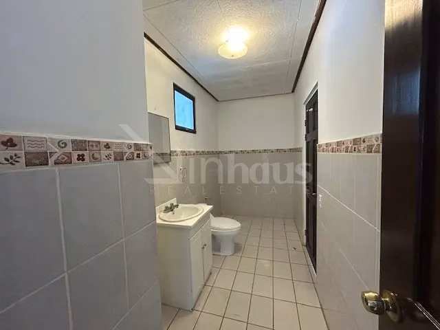 id # 40773 Venta de Casa Comercial sobre calle vieja a Tres Ríos.