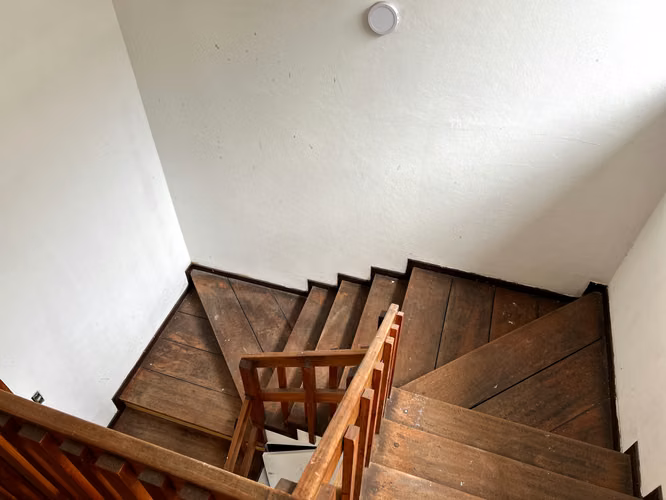 ¡OPORTUNIDAD DE INVERSIÓN! Gran terreno de 373 m²  y 472 m² con alto potencial. - Imagen 11
