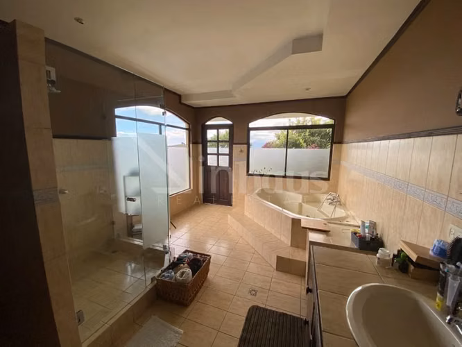 id 39361 Venta de hermosa casa en Curridabat Granadilla - Imagen 8