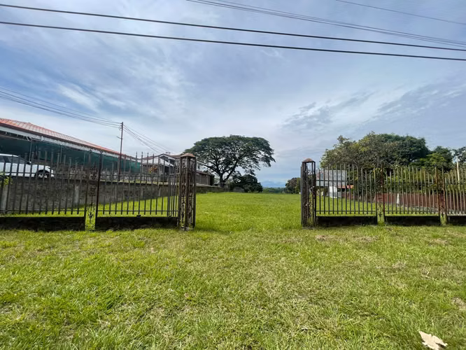 VENTA DE LOTE USO DE SUELO COMERCIAL EN LA GARITA DE ALAJUELA - Imagen 7