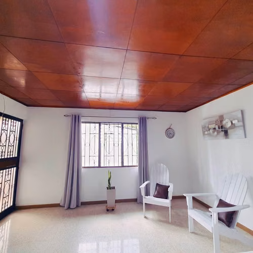 ALQUILER DE CASA GRANDE EN LA GARITA DE ALAJUELA - Imagen 3
