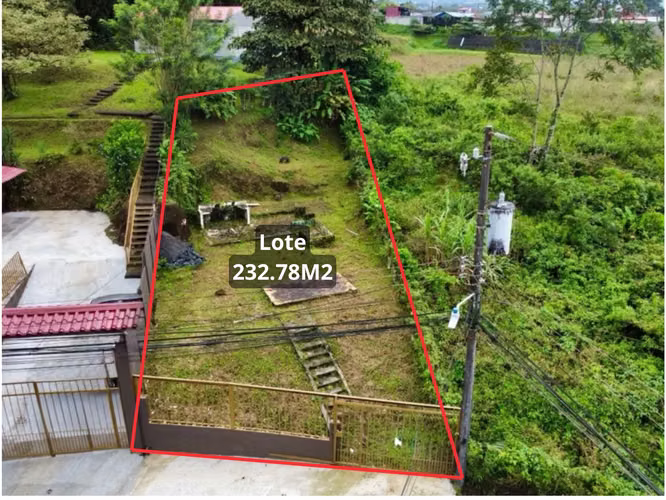 3 Lots= 2 Casas + Lote, =1,446 m² de bienes raices-Premium de Uso Mixto -Ciudad Quesada