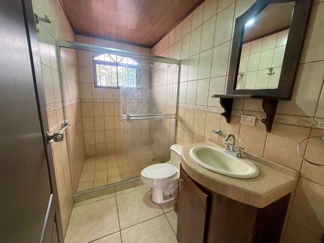 3 Lots= 2 Casas + Lote, =1,446 m² de bienes raices-Premium de Uso Mixto -Ciudad Quesada
