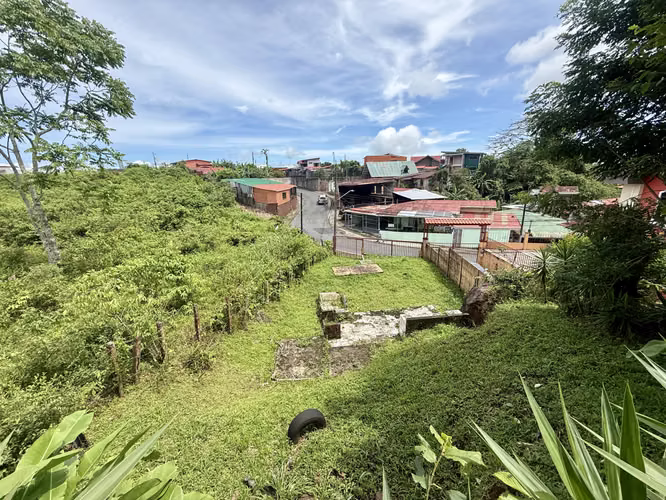 3 Lots= 2 Casas + Lote, =1,446 m² de bienes raices-Premium de Uso Mixto -Ciudad Quesada