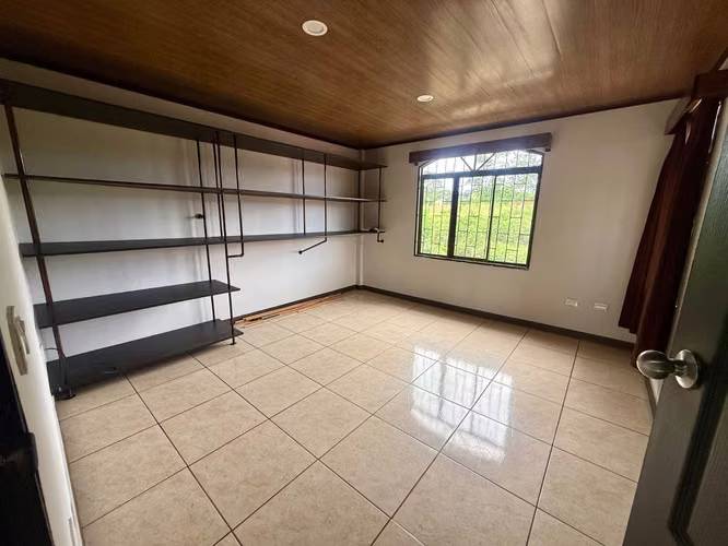 3 Lots= 2 Casas + Lote, =1,446 m² de bienes raices-Premium de Uso Mixto -Ciudad Quesada