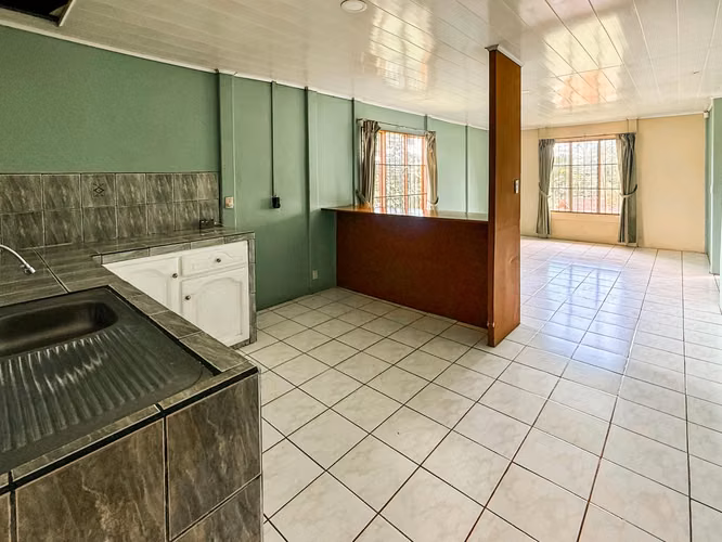 3 Lots= 2 Casas + Lote, =1,446 m² de bienes raices-Premium de Uso Mixto -Ciudad Quesada