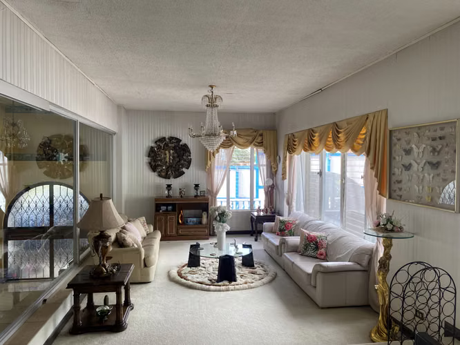 Venta casa en Residencial oportunidad