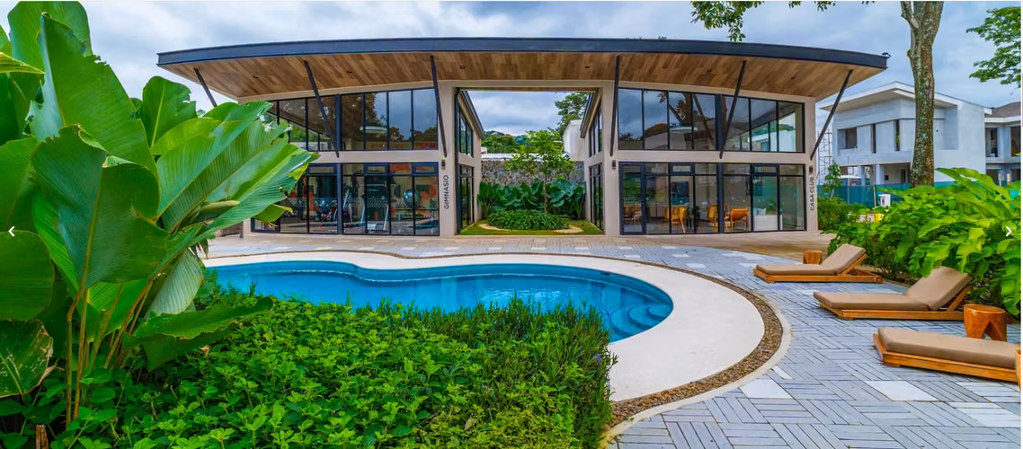 EXCLUSIVO Y MODERNO. FULL AMENIDADES. CASAS EN CONDOMINIO. BELEN DE  HEREDIA