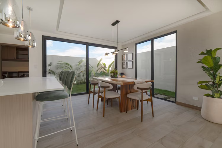EXCLUSIVO Y MODERNO. FULL AMENIDADES. CASAS EN CONDOMINIO. BELEN DE  HEREDIA