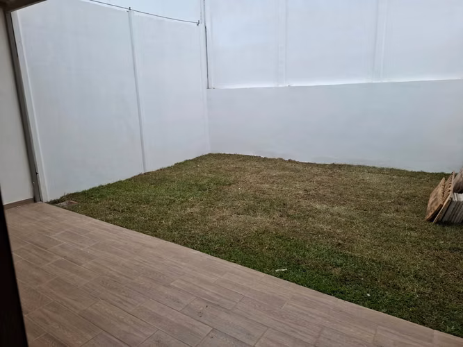 Casa en condominio a la venta cerca de Belén. - Imagen 3