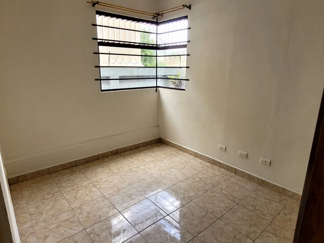 ALQUILER APARTAMENTO EN STA MARTA, CERCA U CREATIVA (jk) - Imagen 5