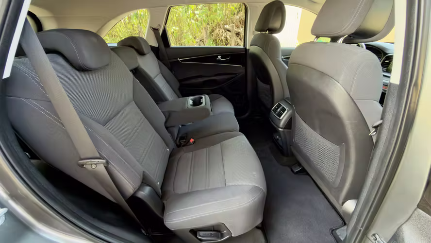 Kia Sorento año 2018 automático Récord de agencia 4x4 versión nacional un solo dueño 7 pasajeros Impecable!!