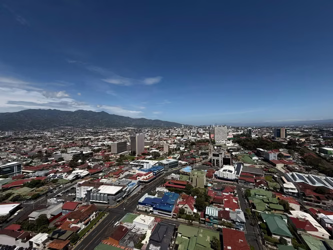 Apartamento en Venta Urbn piso 24 2 hab, amoblado