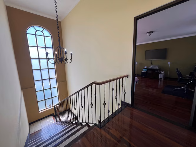 Se vende amplia casa San Pablo de Heredia - Imagen 16